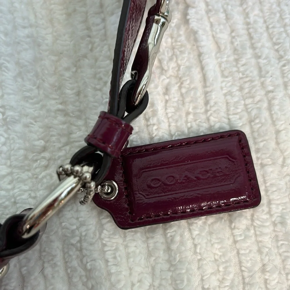Coach Patent leather bag EUC - Picture 12 of 15
